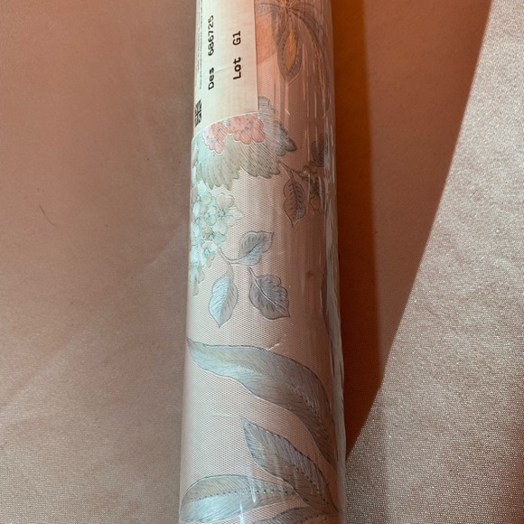 Shand Kydd Vintage Floral Wallpaper - Picture 10 of 11